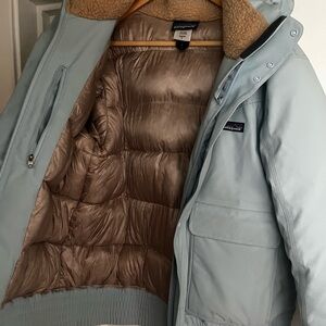 Patagonia jacket women’s sky blue insulated goosedown size large